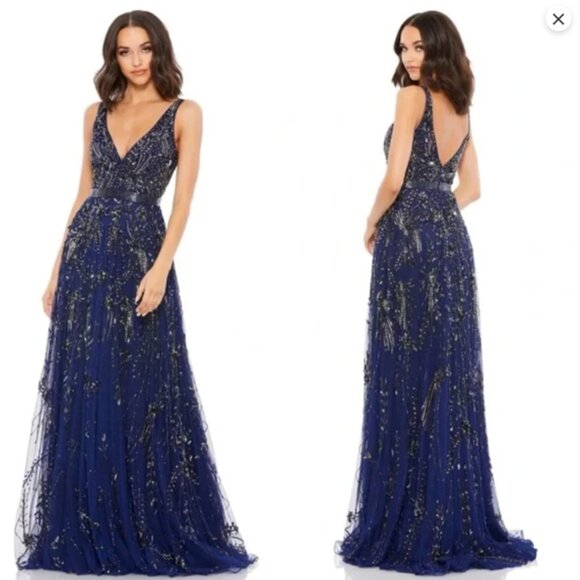 MAC DUGGAL 5215 BEADED PLUNGE NECK MIDNIGHT GOWN sz 12 - Picture 1 of 5